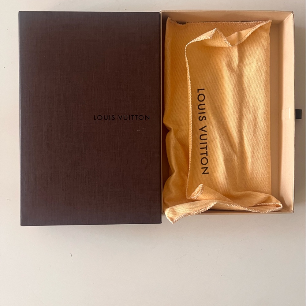 Louis Vuitton Wallet Box with Yellow Dust Bag